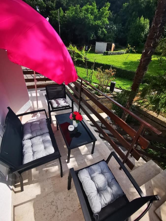 Apartments Franci Мощеничка-Драга Экстерьер фото