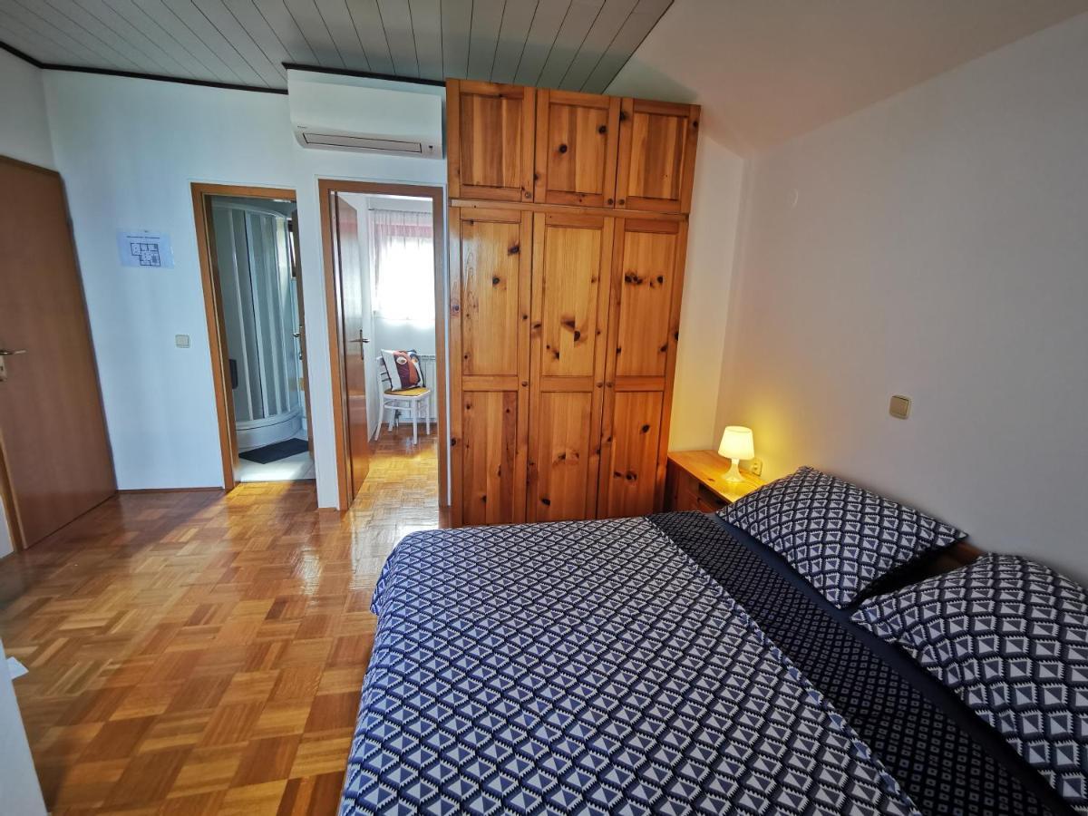 Apartments Franci Мощеничка-Драга Экстерьер фото